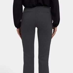 NYDJ Skinny Pull-On Jean Legging / $̶6̶5̶ —> $27 / LIKE NEW